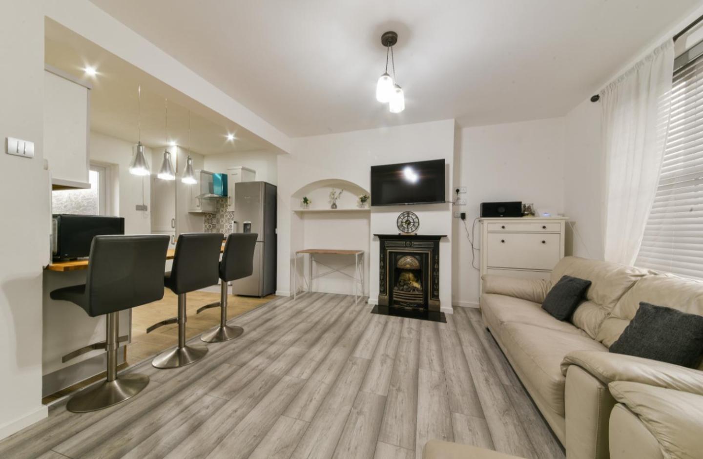 Bromley Serviced Apartments - Beckenham Place Park - London - 2 Bed House - Free Parking - 2 Beds 1 Sofabed Kültér fotó