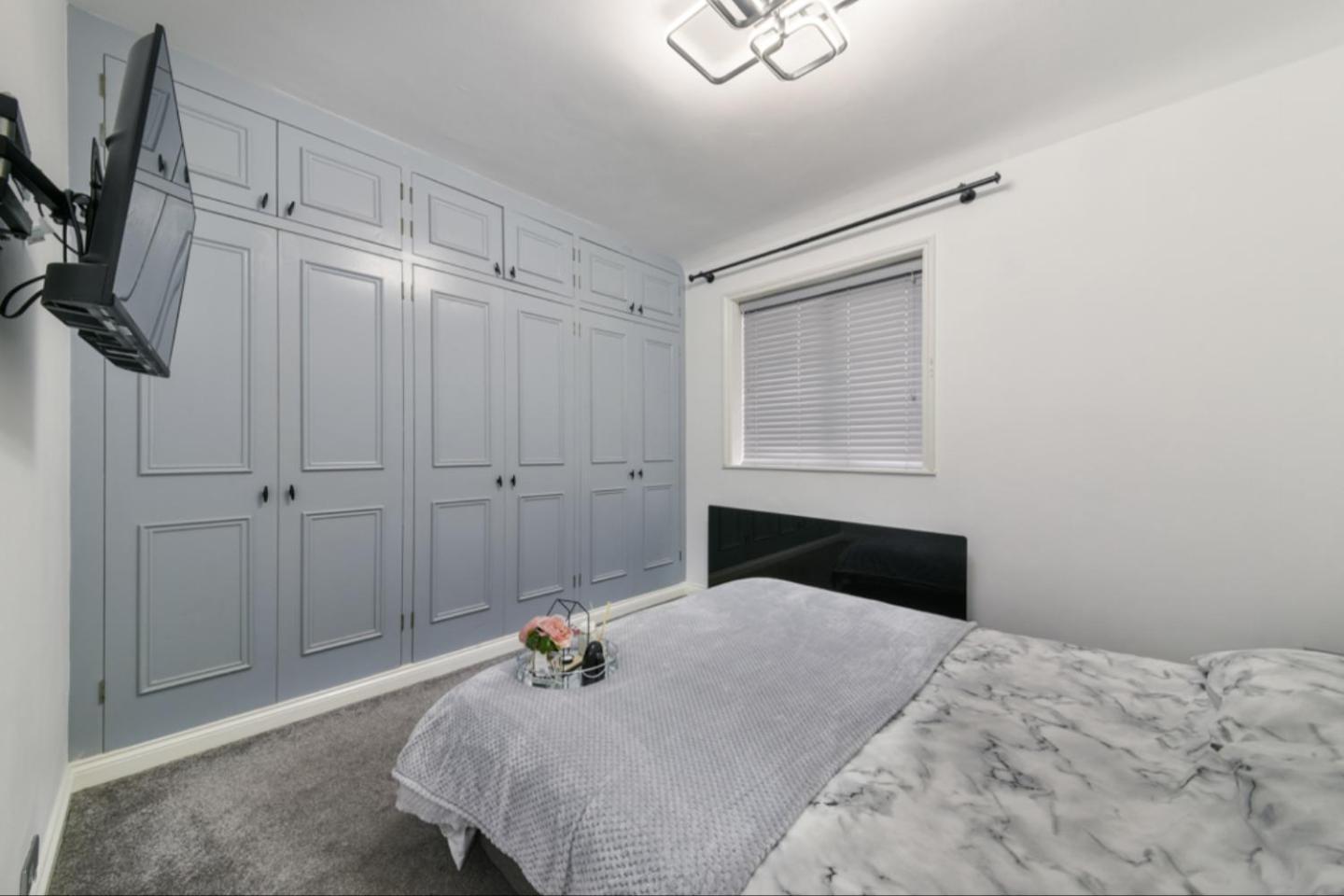 Bromley Serviced Apartments - Beckenham Place Park - London - 2 Bed House - Free Parking - 2 Beds 1 Sofabed Kültér fotó