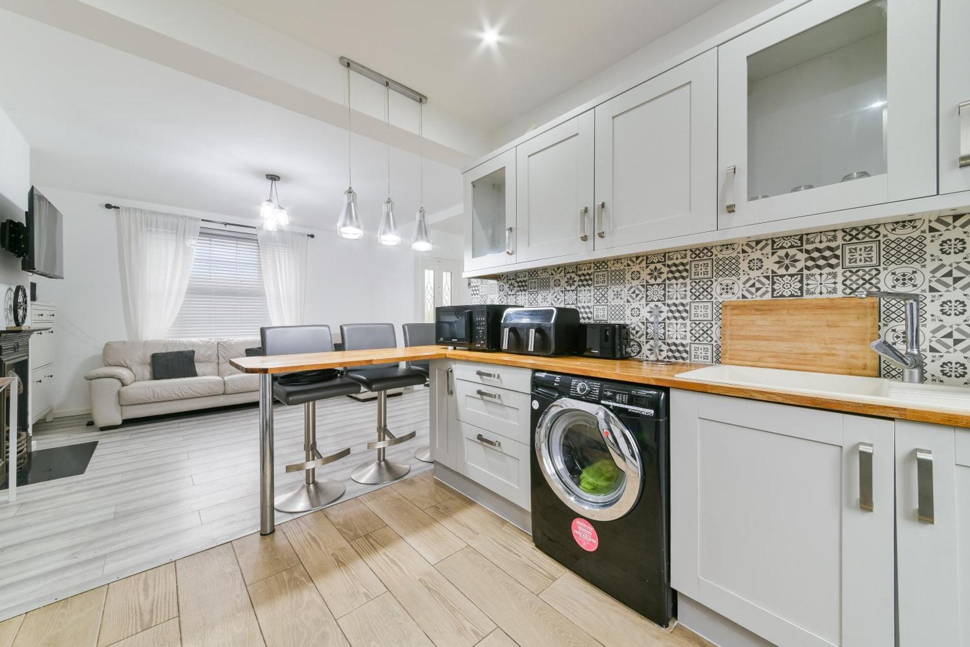 Bromley Serviced Apartments - Beckenham Place Park - London - 2 Bed House - Free Parking - 2 Beds 1 Sofabed Kültér fotó