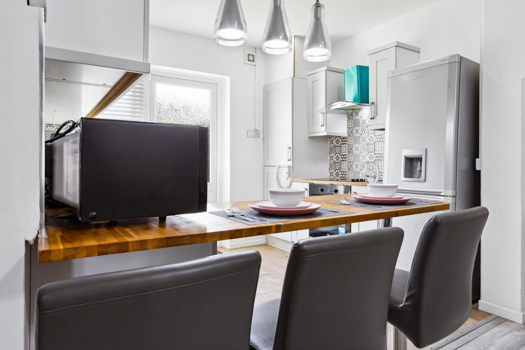 Bromley Serviced Apartments - Beckenham Place Park - London - 2 Bed House - Free Parking - 2 Beds 1 Sofabed Kültér fotó