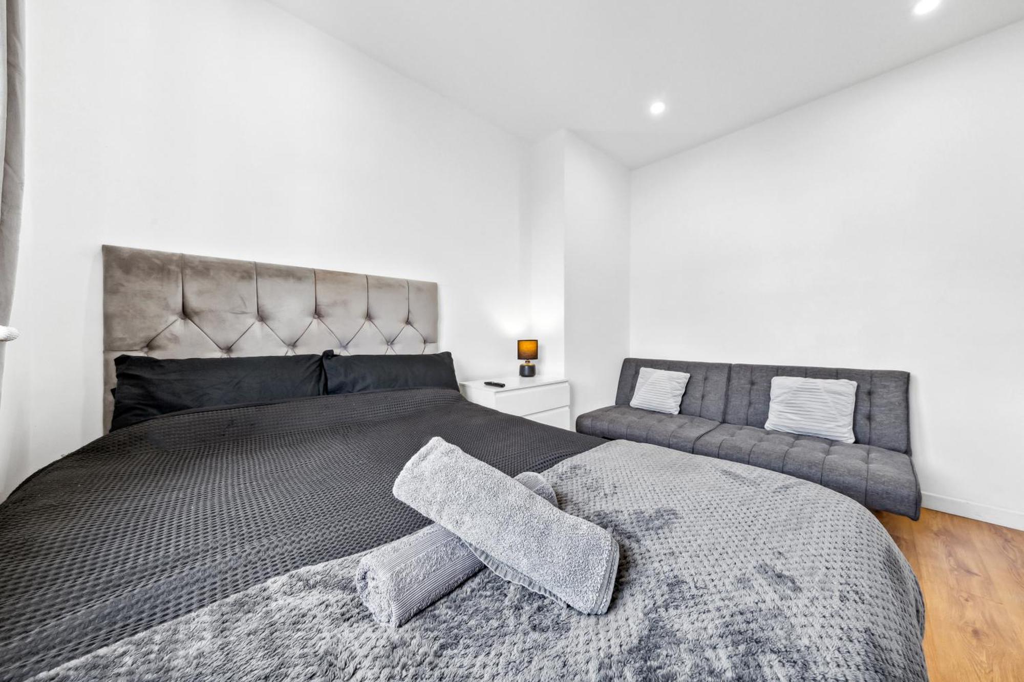 Bromley Serviced Apartments - Beckenham Place Park - London - 2 Bed House - Free Parking - 2 Beds 1 Sofabed Kültér fotó