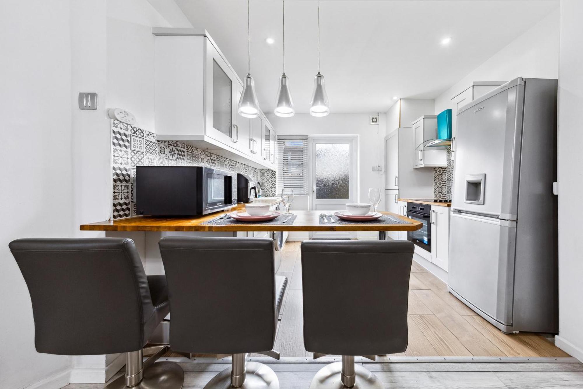 Bromley Serviced Apartments - Beckenham Place Park - London - 2 Bed House - Free Parking - 2 Beds 1 Sofabed Kültér fotó