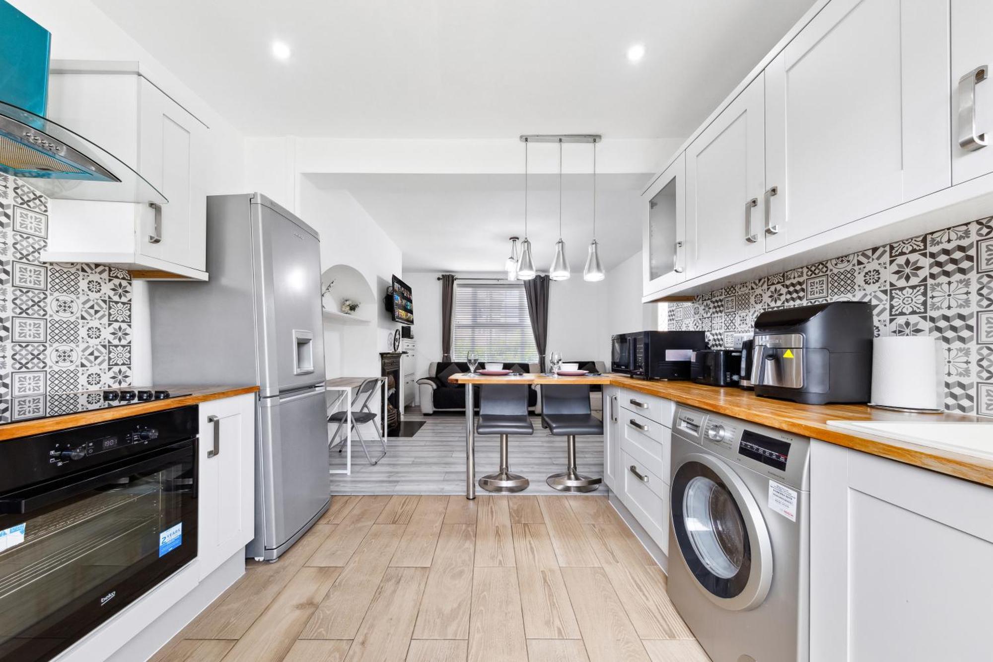 Bromley Serviced Apartments - Beckenham Place Park - London - 2 Bed House - Free Parking - 2 Beds 1 Sofabed Kültér fotó