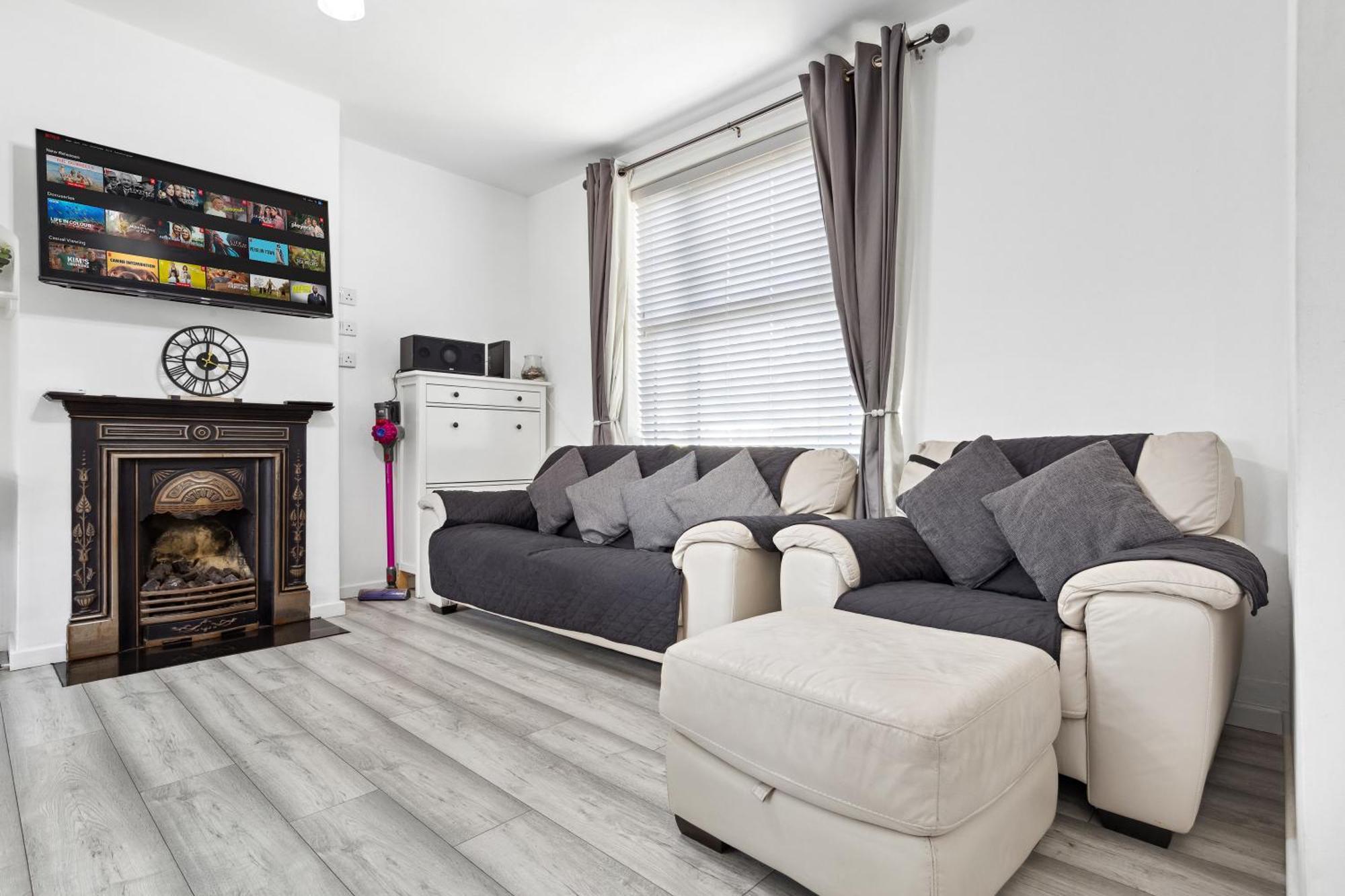 Bromley Serviced Apartments - Beckenham Place Park - London - 2 Bed House - Free Parking - 2 Beds 1 Sofabed Kültér fotó